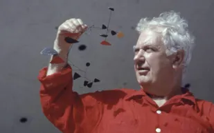 889 ألف دولار لمنحوتة مصغرة.. عمل ألكسندر كالدر يحقق ثلاثة أضعاف توقعات بيعه