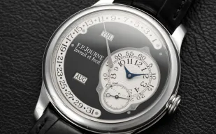 إصدار نادر من ساعة F.P. Journe يجذب هواة المقتنيات