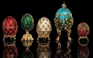 سرقة غريبة… رجل يبتلع بيضة Fabergé نادرة مرصعة بـ183 ماسة
