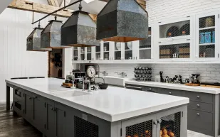 منزل ديان كيتون المستوحى من "بينترست" يعود إلى سوق العقارات بهذا السعر