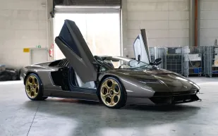 لامبورغيني تعرض تحفتها النادرة للبيع في مزاد بباريس.. تعرّف عليها