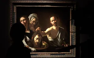 سر الأصابع الموجِّهة.. كيف تسيّرنا لوحات الفن الكلاسيكي دون أن نشعر؟