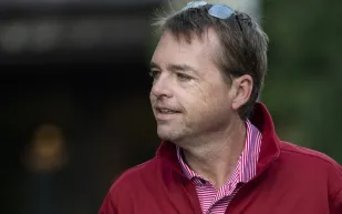 أحد أبرز مساعدي وارن بافيت يغادر بيركشاير هاثاواي لينضم إلى جي بي مورغان