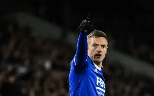 روتين غذائي غير تقليدي يقود جيمي فاردي للتألق في الدوري الإيطالي (فيديو)