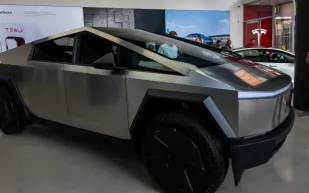 سيارات كهربائية تنقذ نفسها.. كيف تكتشف فقدان السيطرة فورًا؟