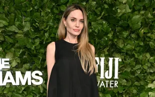 بعد فوضى الطلاق من براد بيت.. أنجلينا جولي تودع الحياة في أمريكا