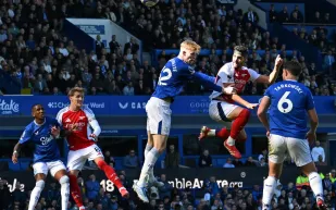 التشكيلة المتوقعة لمباراة إيفرتون ضد أرسنال