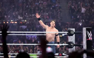 ليلة الوداع.. نهاية مؤثرة لأسطورة المصارعة جون سينا في نزال الاعتزال (فيديو)