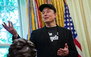 "لمسة بهجة من ماسك".. تعديل جديد يبدل ملامح خطة تسلا المستقبلية