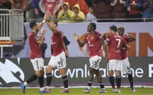 صدامات قوية في الليغا والبريميرليغ.. جدول مباريات اليوم الأحد 21 ديسمبر 2025