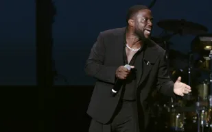 ظهور نادر لساعة Royal Oak Quantime على معصم كيفن هارت (فيديو )