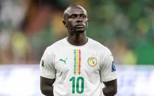 النصر يتخذ قرارًا مفاجئًا بشأن ساديو ماني.. تعرف عليه