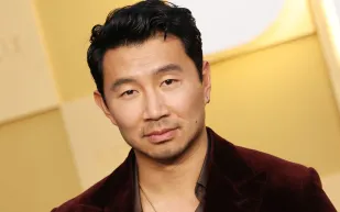 سيمي ليو يروي واقعة محرجة خلال لقائه الأول بأبطال فيلم Doomsday