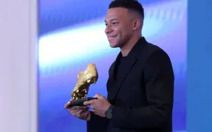 هوس التيراميسو.. هل يهدد صحة كيليان مبابي؟