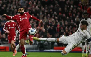 تشكيل ليفربول المتوقعة أمام سندرلاند.. هل تشهد المباراة عودة محمد صلاح؟