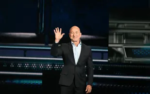 جيف بيزوس يكشف أسرار وتحديات بداية أمازون