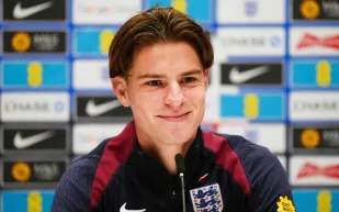 إندريك يقترب من الرحيل عن ريال مدريد.. وأليكس سكوت يدخل دائرة اهتمامات مانشستر يونايتد