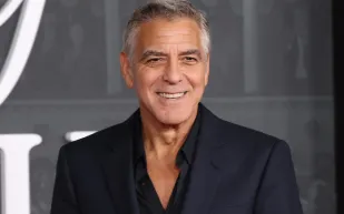 جورج كلوني يطوي صفحة الأدوار الرومانسية في هوليوود