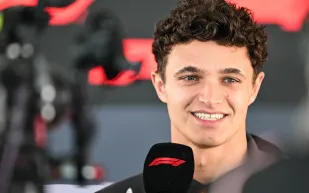 كيف أضاع نوريس تفوقه في جائزة قطر الكبرى؟ (فيديو)