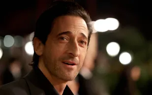 كيف يرى بطل فيلم The Pianist دمج الذكاء الاصطناعي في صناعة الأفلام؟