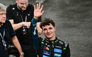 لاندو نوريس يكشف سر التحول الذهني وراء تتويجه بلقب الفورمولا 1 (فيديو)