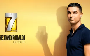 عبير النجوم: حين يصبح العطر مرآة للشهرة