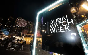 "أسبوع دبي للساعات" 2025 حيث تلتقي الفخامة بفلسفة الوقت