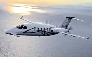 Piaggio P.180 كفاءة أعلى واستهلاك أقل