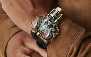 بقيمة 400 ألف دولار.. تحفة فنية نادرة من MB&F لعشاق الساعات الفاخرة