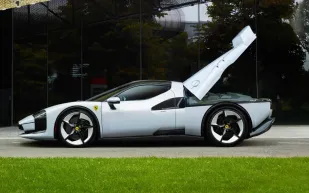 فيراري SC40.. مشروع خاص يتحدّى المألوف