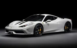 أندر طرازات فيراري في الشرق الأوسط تظهر في أبوظبي دون حدٍ أدنى للسعر