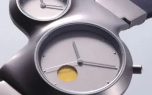 ابتكار جديد للسفر.. ماذا تخفي ساعة Chaos ثنائية الوقت؟