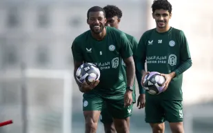 الدوري السعودي للمحترفين.. مواعيد مواجهات اليوم والقنوات الناقلة