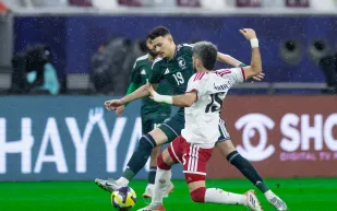 الطقس يربك كأس العرب.. تأجيل مباراة السعودية والإمارات إلى إشعار آخر