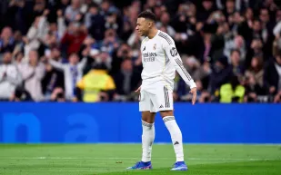 مبابي يعادل إنجاز 2013 لرونالدو.. والأسطوري البرتغالي يعبّر عن حماسه