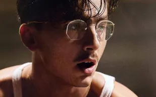 كيفن أوليري يكشف التزام تيموثي شالاميه: تلقى ضربات حقيقية أمام الكاميرا (فيديو)