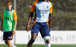 معركة صيفية تلوح في الأفق.. ليفربول وريال مدريد وجهًا لوجه