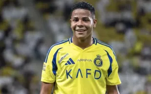  مفاوضات بين بنفيكا والنصر حول انتقال هذا اللاعب (فيديو)