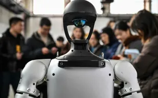 تجربة تتحول إلى ضربة.. روبوت Unitree G1 يفاجئ صاحبه (فيديو)