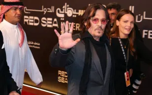 نجوم العالم يتألقون في ختام مهرجان البحر الأحمر السينمائي 2025 بجدة التاريخية