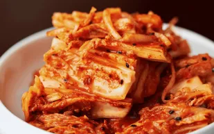 طعام كوري يستهدف أجزاءً رئيسيةً من جهاز المناعة ويعززها.. ما هو؟