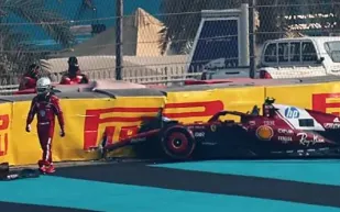 بعد موسم صعب مع فيراري… هاميلتون يُصر على متابعة حلمه في الفورمولا 1