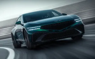 جينيسيس تكشف رؤيتها لمستقبل السيارات بـG90 Wingback (فيديو)