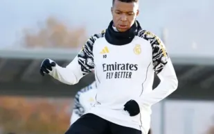 قمم أوروبية ومنافسات عربية.. تعرف على أبرز مباريات اليوم الأربعاء 3 ديسمبر 2025