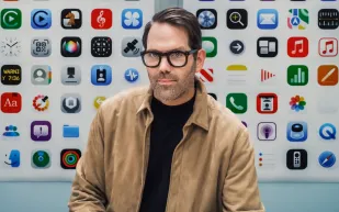 ميتا تستقطب مدير تصميم واجهات أبل آلان داي 