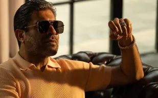 لحظات من التوتر.. عطل مفاجئ في طائرة وائل كفوري يؤجل حفله بالعُلا (فيديو)