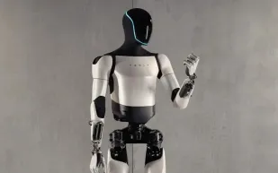 تطور ملحوظ لتسلا أوبتيموس.. روبوت المستقبل يقترب من أداء البشر (فيديو)