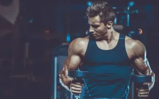 هل تتجاوز تمارينك حدودك؟ هذا المكمل قد يساعد جسدك على التعافي