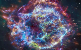 تلسكوب جيمس ويب يرصد أقدم انفجار نجمي في تاريخ الكون