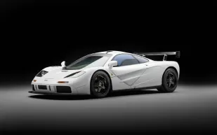 بيع McLaren F1 النادرة بمزاد RM Sotheby’s بسعر مذهل (فيديو)
